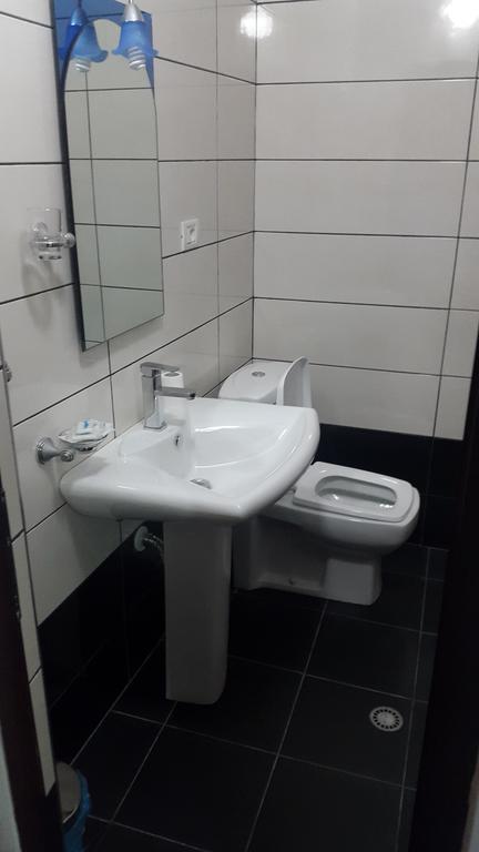 Ramis Hotel & Outdoor Sports Center Përmet المظهر الخارجي الصورة