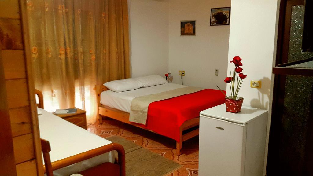 Ramis Hotel & Outdoor Sports Center Përmet المظهر الخارجي الصورة