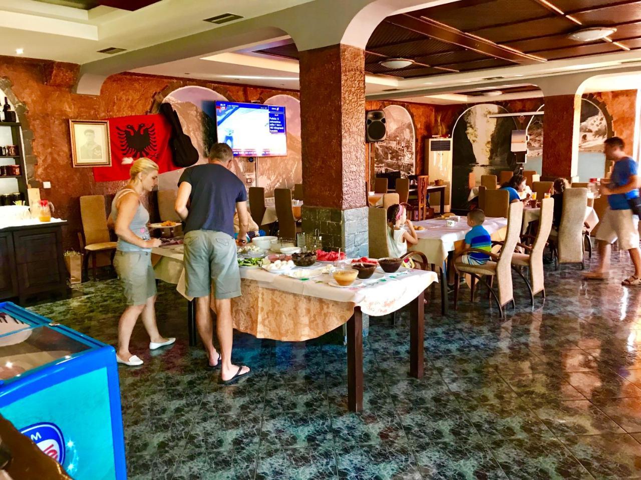 Ramis Hotel & Outdoor Sports Center Përmet المظهر الخارجي الصورة