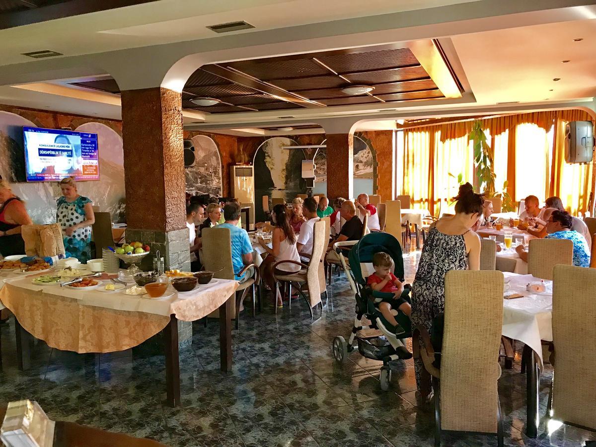 Ramis Hotel & Outdoor Sports Center Përmet المظهر الخارجي الصورة